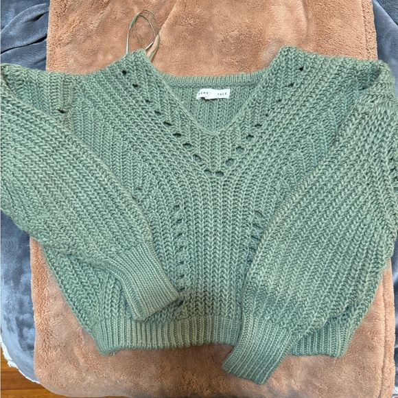Green Chunky Knit Sweater - Picture 1 of 5